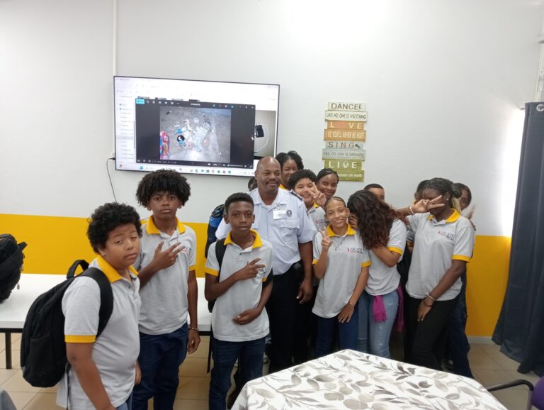 Workshop at SKAIH Pre-University (2)
